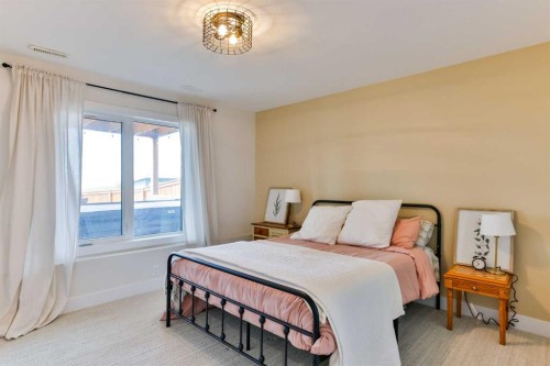 1222 Pacific Circle West, Lethbridge, AB - Indoor Photo Showing Bedroom