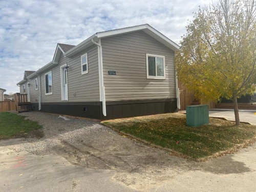 2046 Sunflower Crescent  Coaldale, AB T1M 0G4