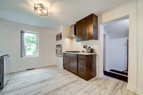 201 5 Street, Cowley, AB - Indoor Photo Showing Kitchen