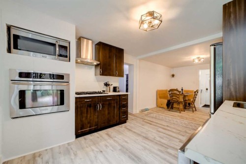 201 5 Street, Cowley, AB - Indoor Photo Showing Kitchen