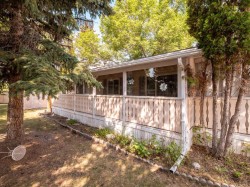 2906 29 Street SOUTHLethbridge, AB T1K 6S8