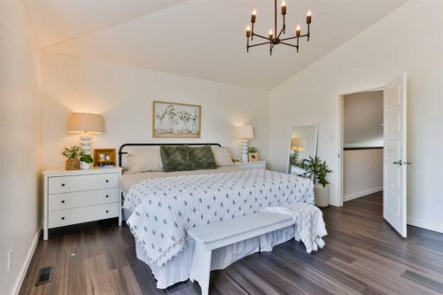154 Lasalle Terrace West, Lethbridge, AB - Indoor Photo Showing Bedroom