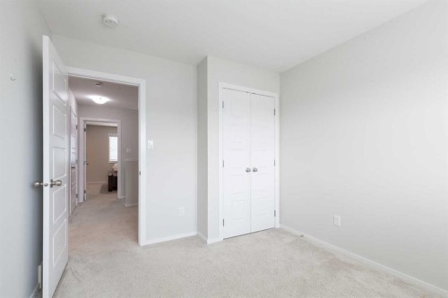 417 Moonlight Way West, Lethbridge, AB - Indoor Photo Showing Other Room