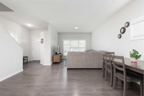417 Moonlight Way West, Lethbridge, AB - Indoor
