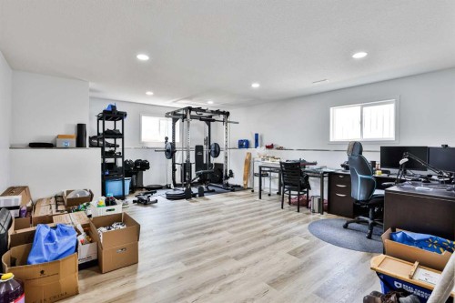 52 Ermineview Way North, Lethbridge, AB - Indoor Photo Showing Gym Room