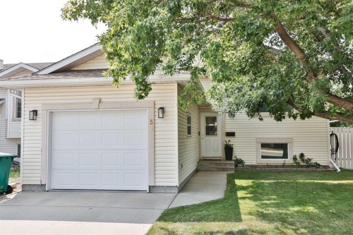 52 Ermineview Way NORTH Lethbridge, AB T1H 6L8