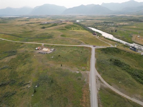 2 Paradise Drive, Rural Cardston County, AB 