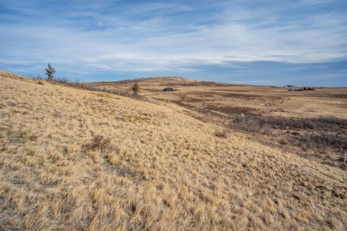 2 Paradise Drive, Rural Cardston County, AB 