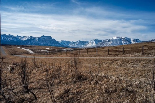 2 Paradise Drive, Rural Cardston County, AB 