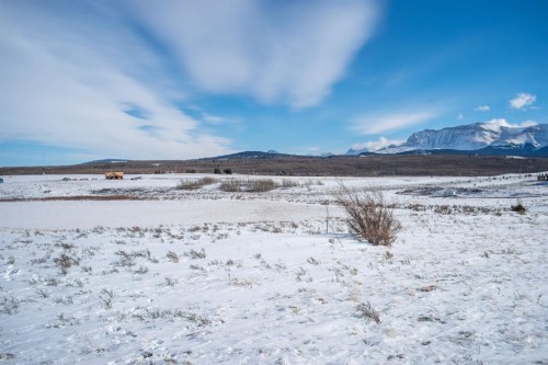 2 Paradise Drive, Rural Cardston County, AB 