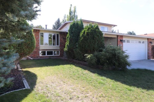 78 Tudor Boulevard SOUTH Lethbridge, AB T1K 5C4