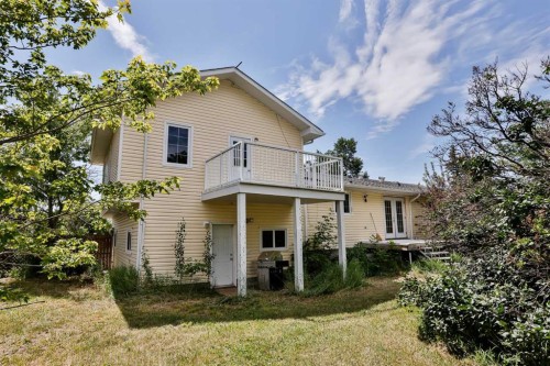 433 5 Avenue, Stirling, AB - Outdoor