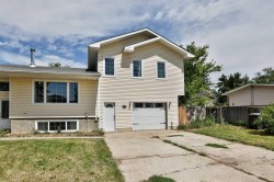 433 5 Avenue Stirling, AB T0K 2E0