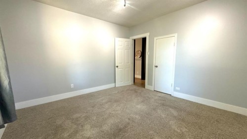 1408 12 Avenue South, Lethbridge, AB - Indoor Photo Showing Other Room