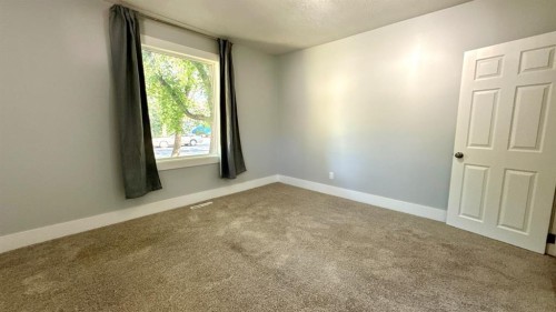 1408 12 Avenue South, Lethbridge, AB - Indoor Photo Showing Other Room
