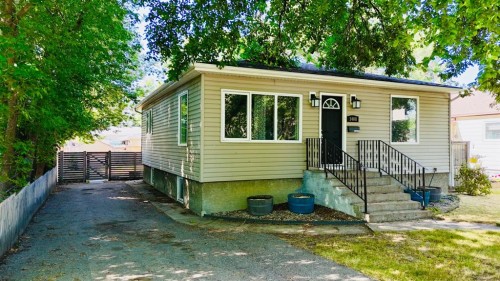 1408 12 Avenue South, Lethbridge, AB - Outdoor