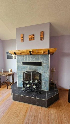 507 1 Avenue, Warner, AB - Indoor Photo Showing Living Room With Fireplace