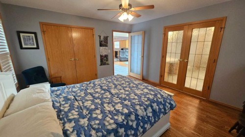 507 1 Avenue, Warner, AB - Indoor Photo Showing Bedroom