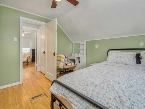 731 17 Street North, Lethbridge, AB - Indoor Photo Showing Bedroom
