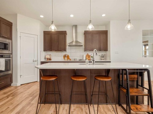 279 Northlander Bend West, Lethbridge, AB - Indoor Photo Showing Kitchen With Upgraded Kitchen