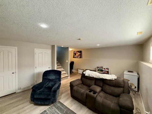 626 Blackfoot Terrace West, Lethbridge, AB - Indoor