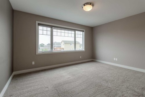 810 Keystone Meadows West, Lethbridge, AB - Indoor Photo Showing Other Room
