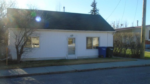 340 26 Street  Fort Macleod, AB T0L 0Z0