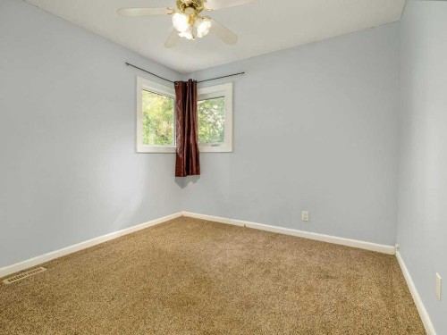 2209 22 Avenue, Coaldale, AB - Indoor Photo Showing Other Room