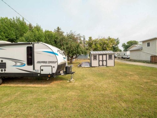 2209 22 Avenue, Coaldale, AB - Outdoor