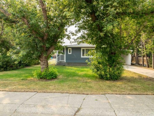 2209 22 Avenue, Coaldale, AB - Outdoor