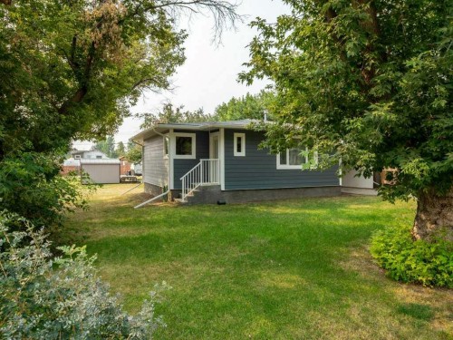 2209 22 Avenue, Coaldale, AB - Outdoor