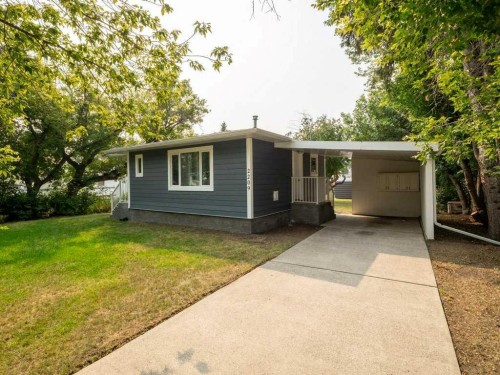 2209 22 Avenue, Coaldale, AB - Outdoor