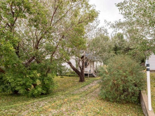 1503 20 Street, Coaldale, AB - Outdoor