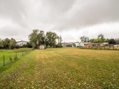 1503 20 Street, Coaldale, AB - Outdoor