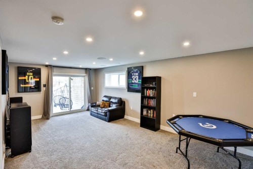 183 Crocus Terrace West, Lethbridge, AB - Indoor Photo Showing Other Room