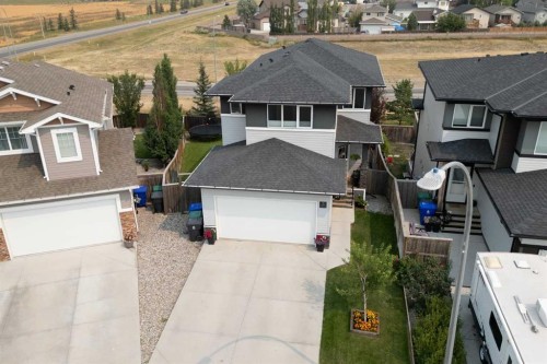 183 Crocus Terrace West, Lethbridge, AB - Outdoor