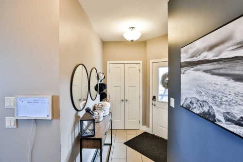 183 Crocus Terrace West, Lethbridge, AB - Indoor Photo Showing Other Room
