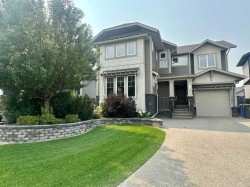 320 Stonecrest Place WESTLethbridge, AB T1K 6W3