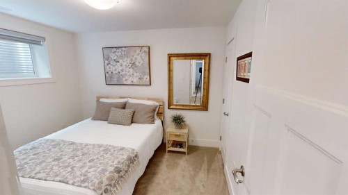 320 Stonecrest Place West, Lethbridge, AB - Indoor Photo Showing Bedroom