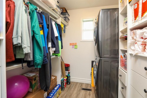 14 Centennial Place, Magrath, AB - Indoor With Storage