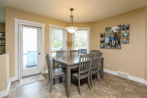 14 Centennial Place, Magrath, AB - Indoor Photo Showing Dining Room