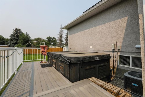 14 Centennial Place, Magrath, AB - Outdoor With Exterior