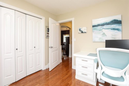 14 Centennial Place, Magrath, AB - Indoor
