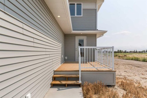 320 Aquitania Boulevard West, Lethbridge, AB - Outdoor With Exterior