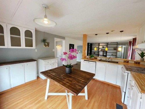 50-5301 2Nd Street, Coalhurst, AB 