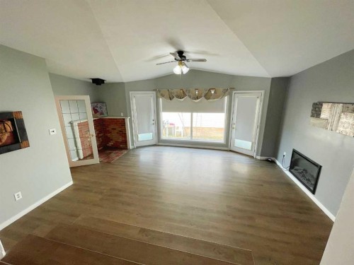 50-5301 2Nd Street, Coalhurst, AB 