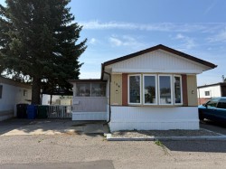 104-1410 43 Street SOUTHLethbridge, AB T1K 3S5