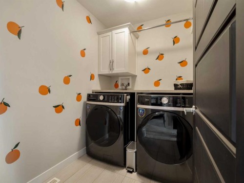 187 Westgate Drive, Coaldale, AB - Indoor Photo Showing Laundry Room