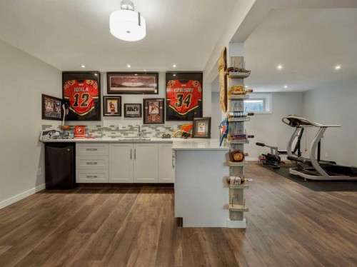 187 Westgate Drive, Coaldale, AB - Indoor Photo Showing Gym Room