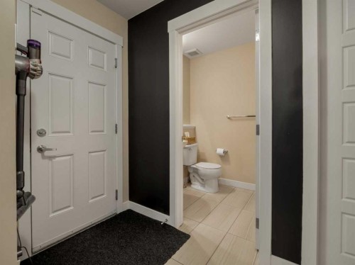 187 Westgate Drive, Coaldale, AB - Indoor Photo Showing Bathroom